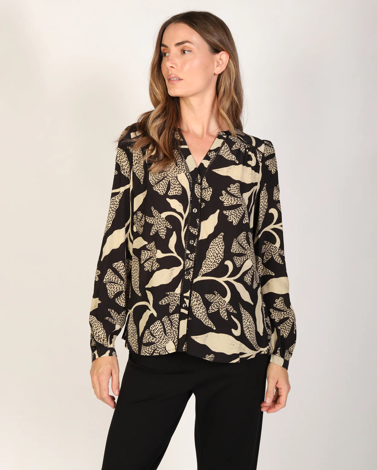 Blossom Top  - Black/White - Image 3