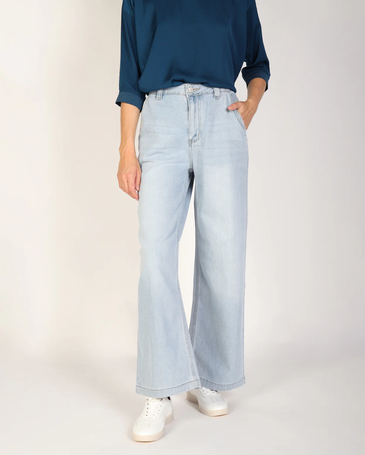Calli Jean - Light Denim - Image 3