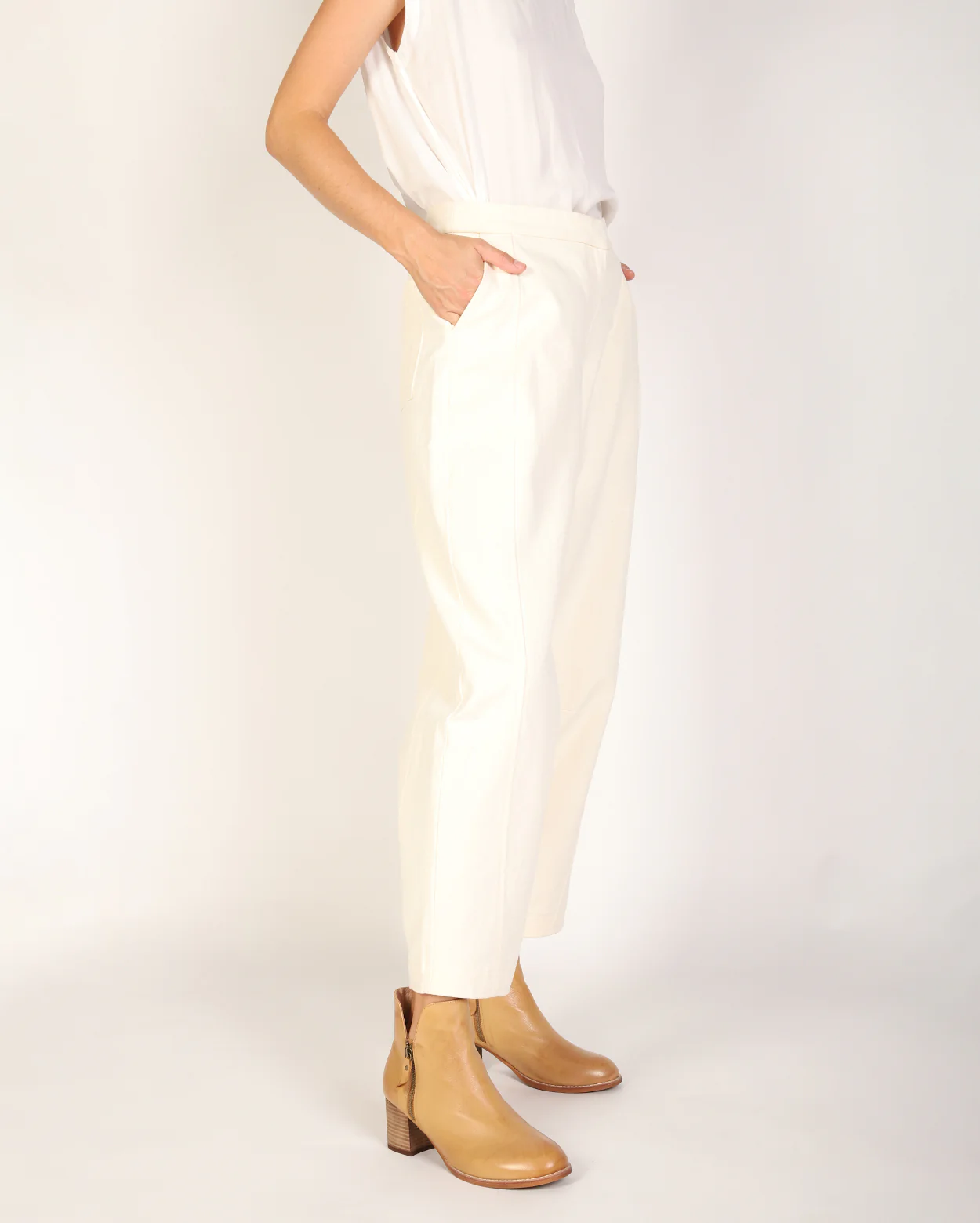 Erin Pant - Ecru - Image 4