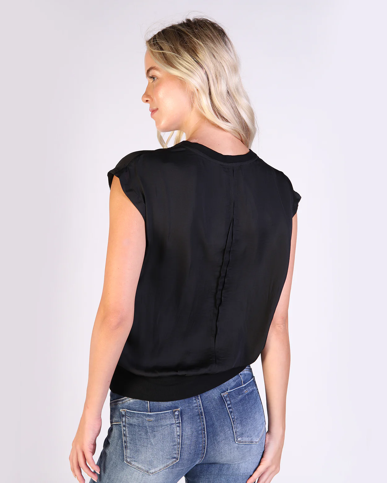 Eva Top - Black - Image 4