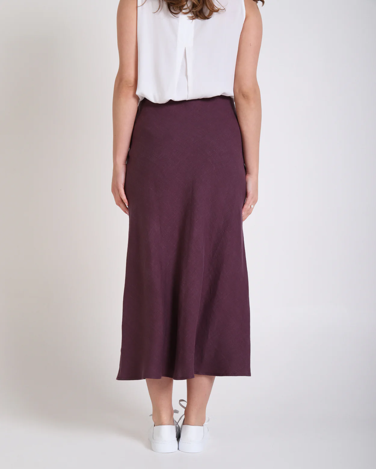 Rio Linen Skirt  - Raisin - Image 4