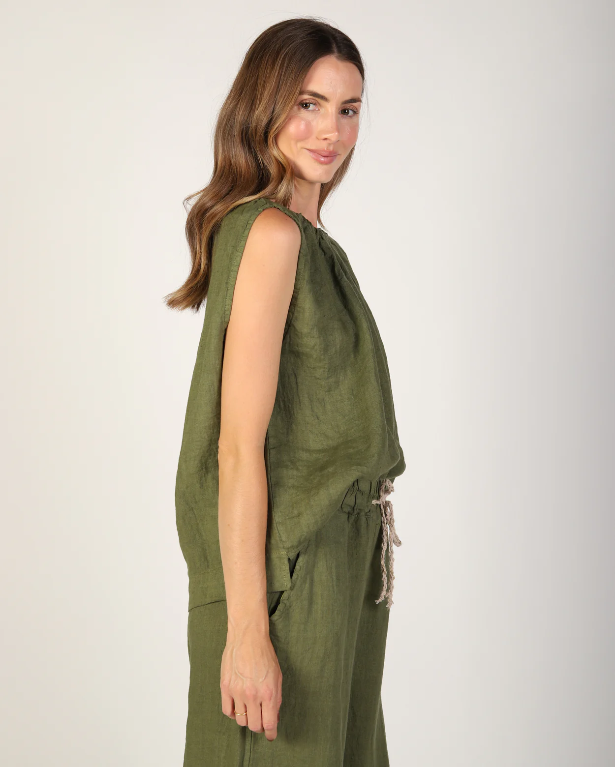 Xina Linen Top  - Moss - Image 3