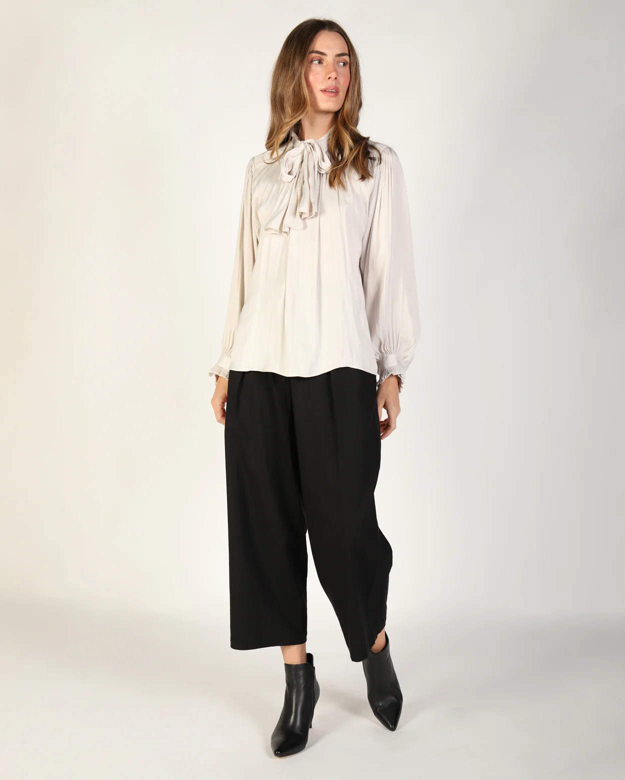 Zoe Top - Oyster - Image 2